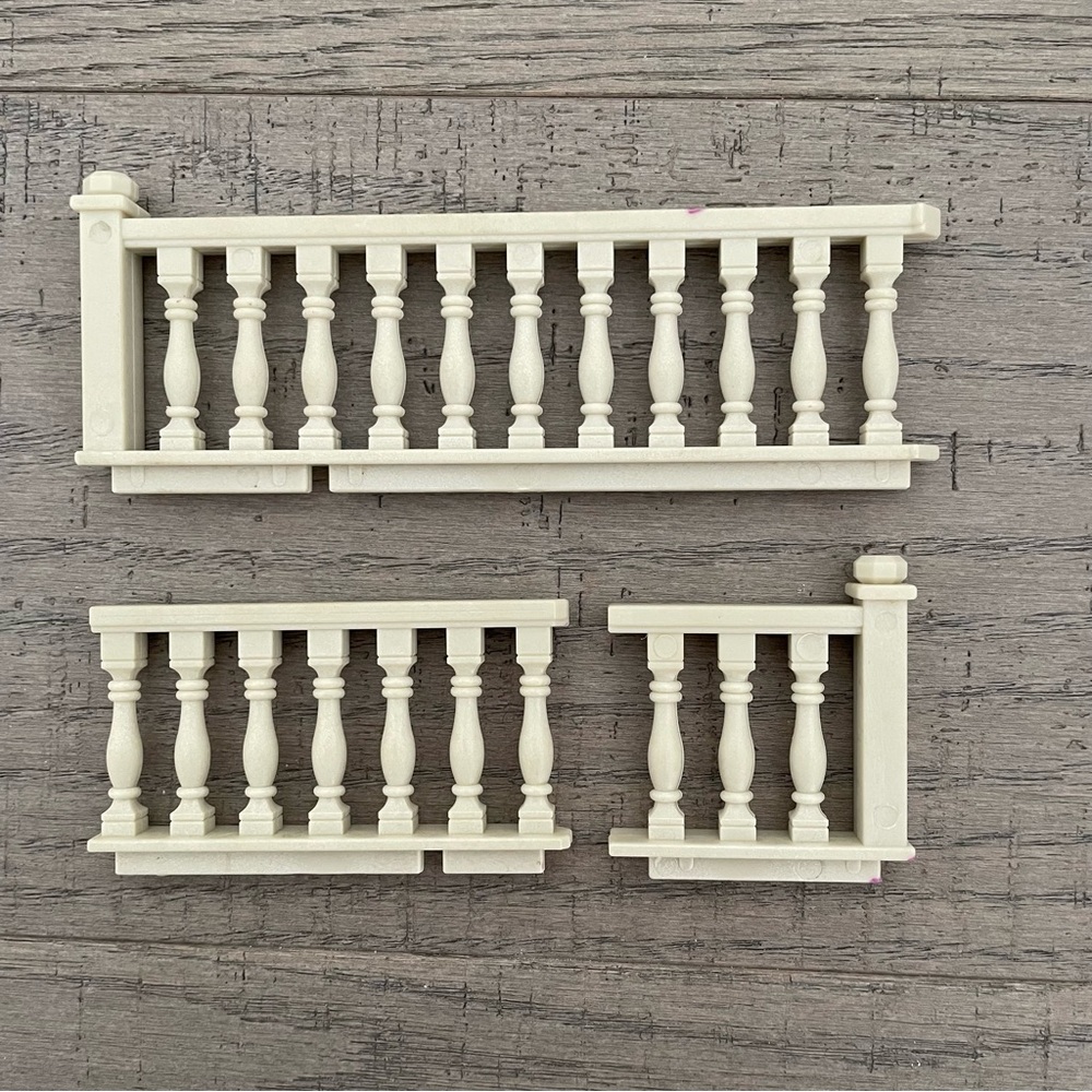 Calico Critters Sylvanian Families Replacement Railing for Red roof townhouse